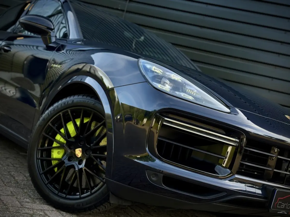4.0 TURBO S E-Hybrid PANO|CERAMIC|CHRONO|BURM3D|MASSAGE