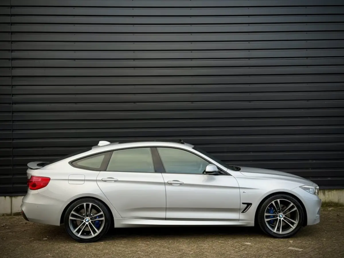 320d M-SPORT PANO|VIRTUAL|CAMERA|HiFi|LEDER