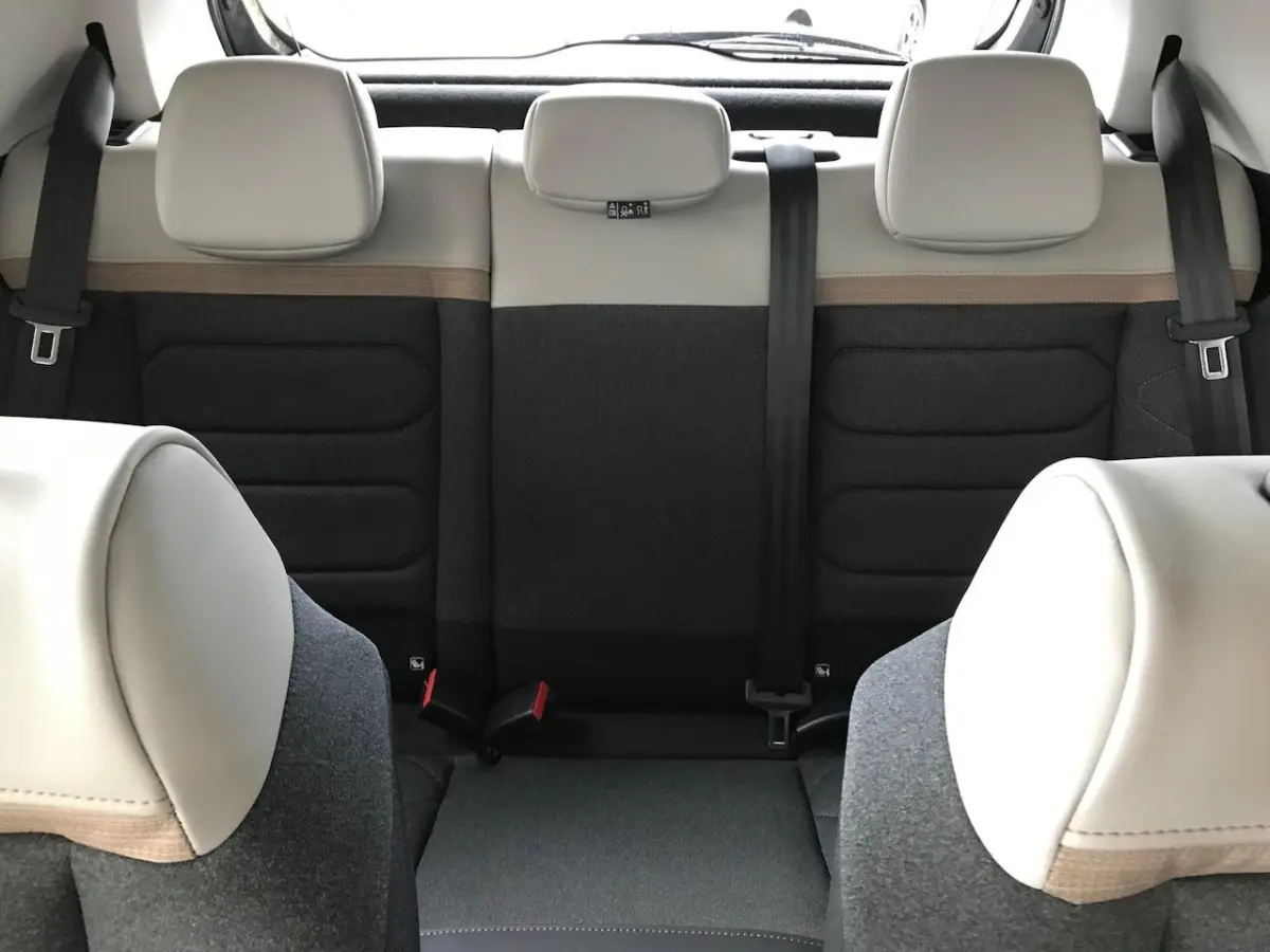 1.2 Max 110pk EAT6 Automaat | 17 inch lichtmetalen velgen | Keyless | Camera | Navigatie