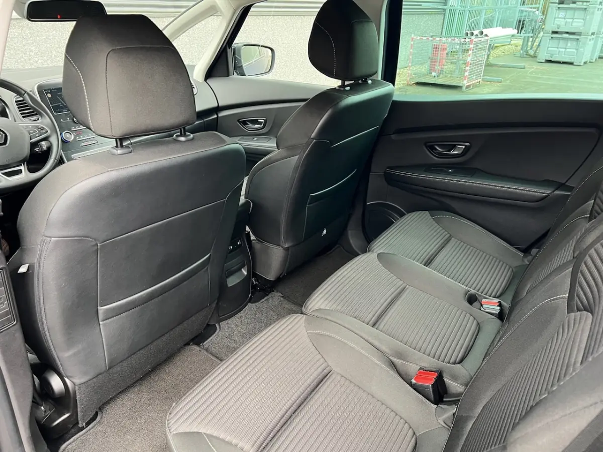 1.3 TCe 140pk Equilibre/7-persoons/*2022*/Camera/Carplay/Cruise/Led