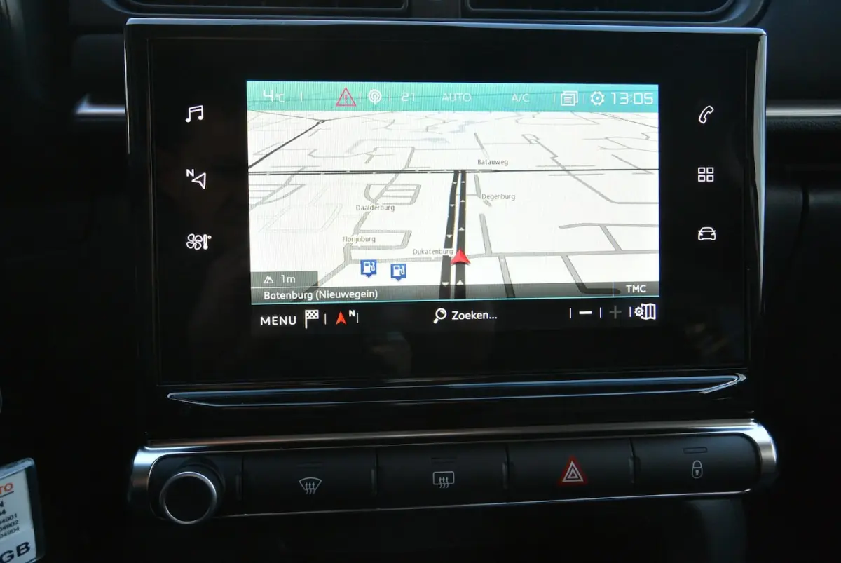 PureTech 83pk C-Series â Connect Nav DAB+ â Parkeersensoren achter â Stoelverwarming