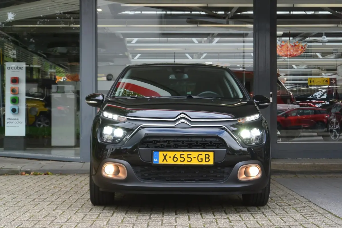 PureTech 83pk C-Series â Connect Nav DAB+ â Parkeersensoren achter â Stoelverwarming