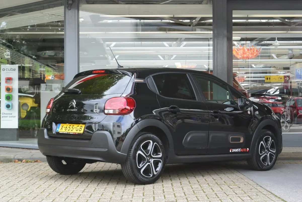 PureTech 83pk C-Series â Connect Nav DAB+ â Parkeersensoren achter â Stoelverwarming