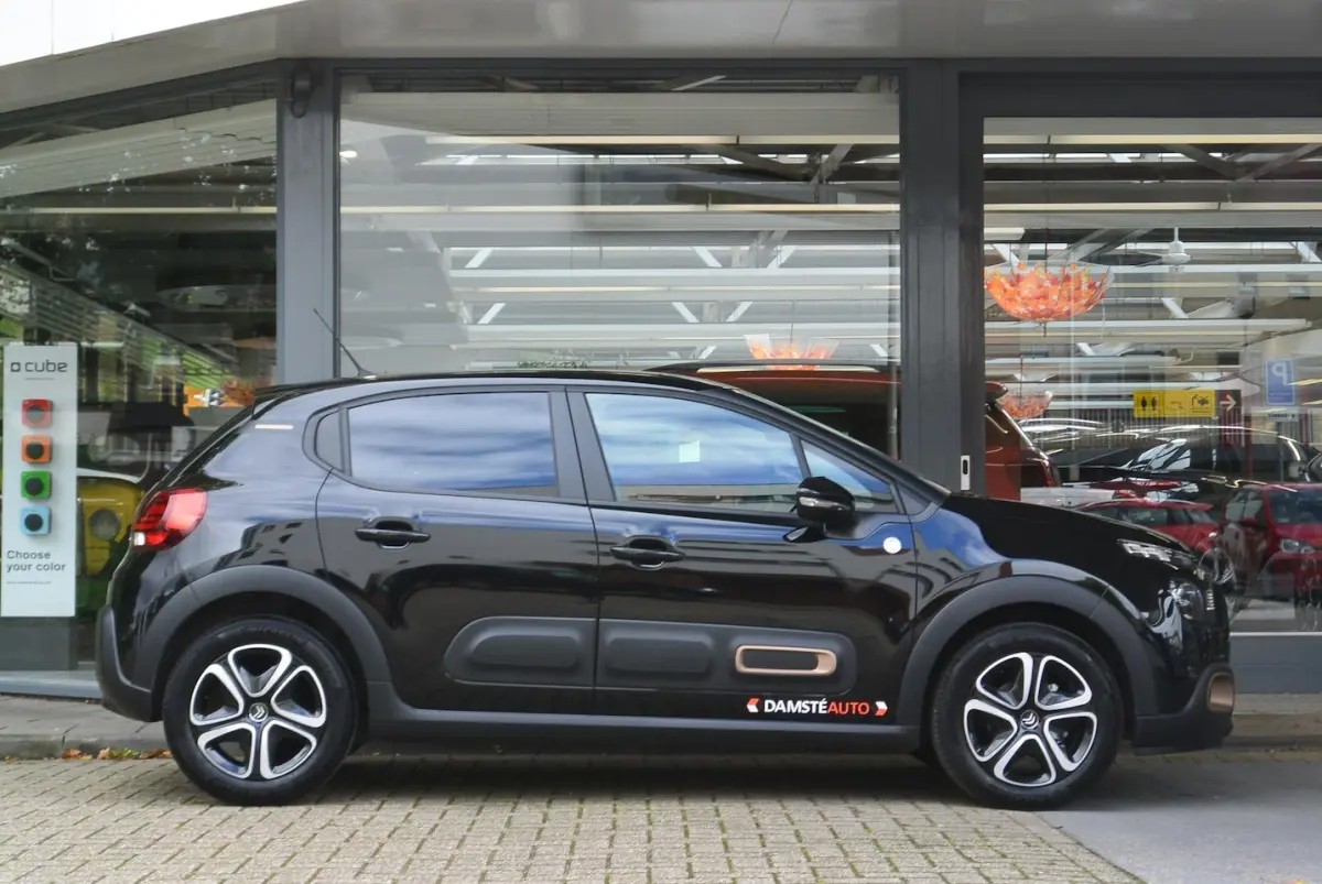 PureTech 83pk C-Series â Connect Nav DAB+ â Parkeersensoren achter â Stoelverwarming