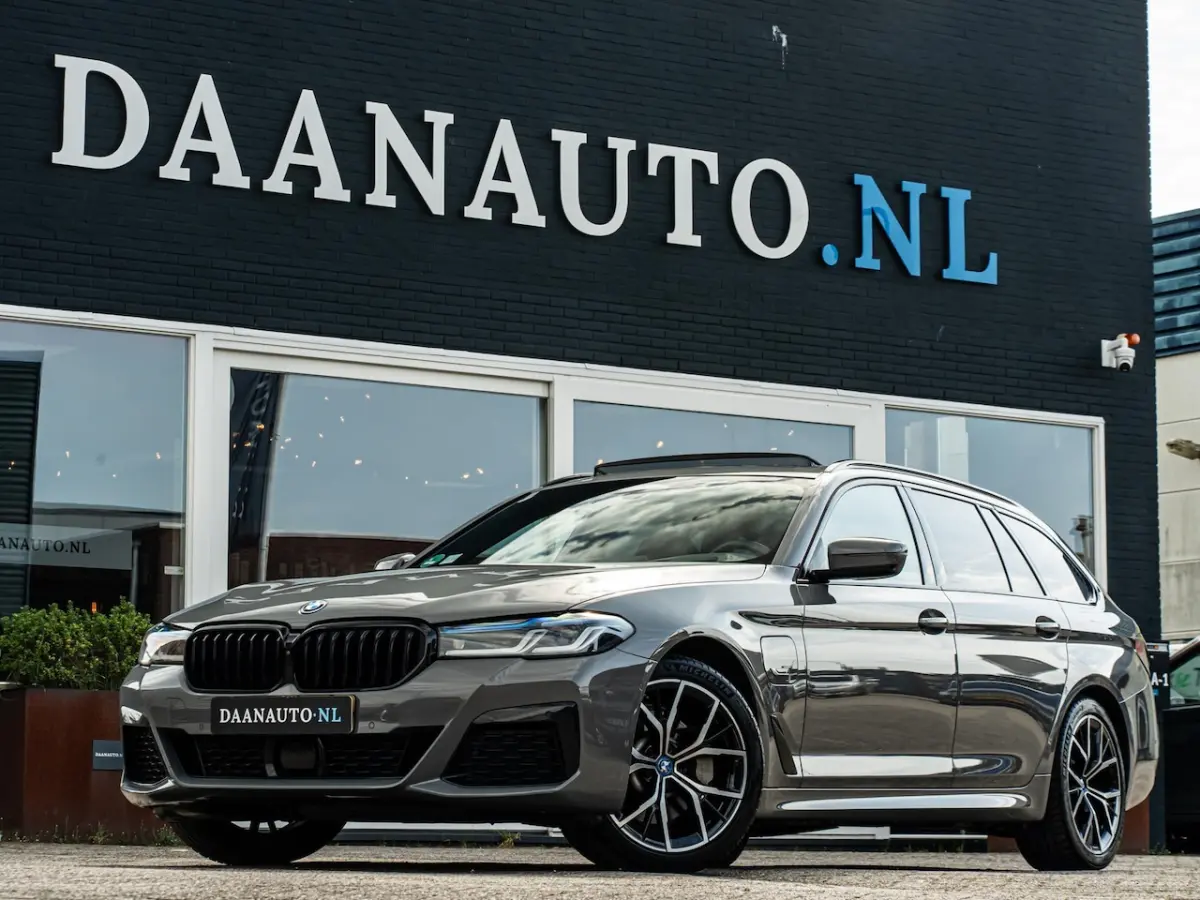 530e xDrive High Executive M Sport Pano CoPilot Laser Active Steering