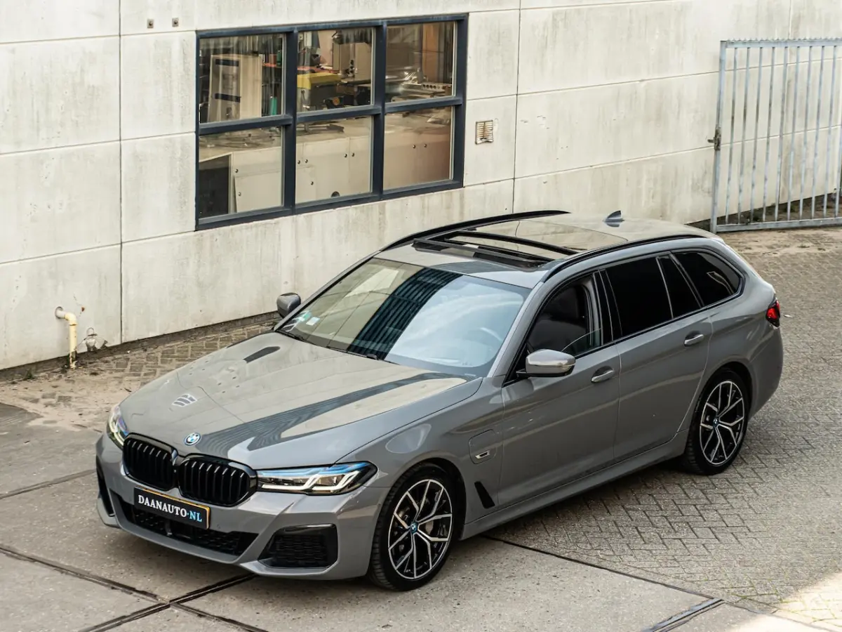 530e xDrive High Executive M Sport Pano CoPilot Laser Active Steering