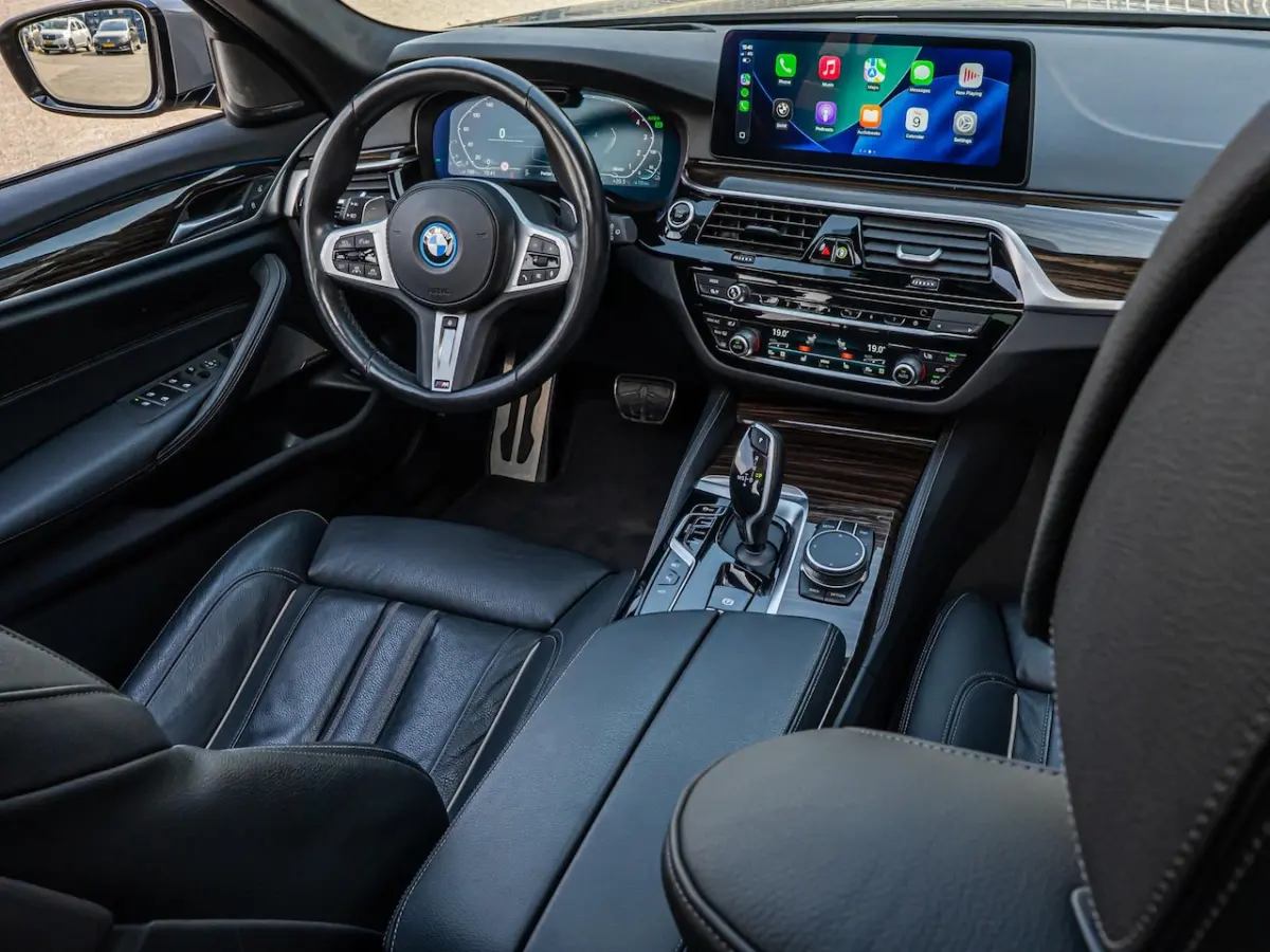 530e xDrive High Executive M Sport Pano CoPilot Laser Active Steering