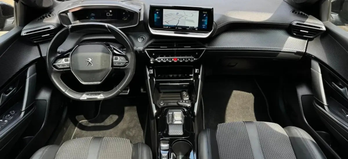 GT 350 50 kWh *Panodak*Stoelver*Navi*Camera