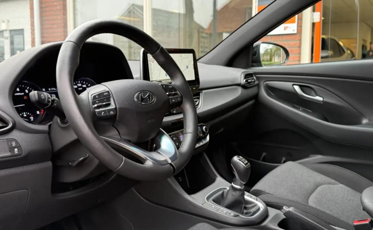 1.5 T-GDi MHEV Premium*Camera*Carplay*Cruisecontrol*Stoel/StuurVerwarming