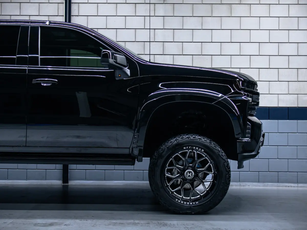 High Country 3.0L Duramax | 6" Liftkit | Widebody