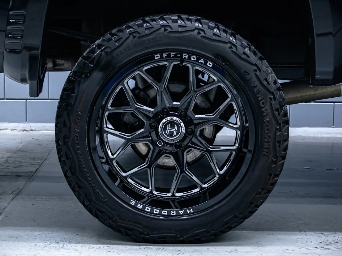High Country 3.0L Duramax | 6" Liftkit | Widebody