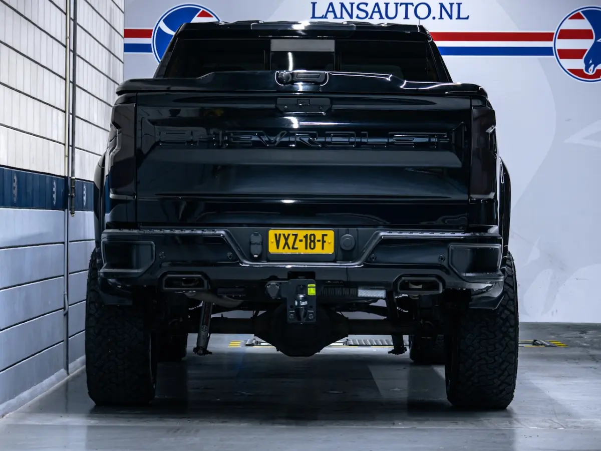 High Country 3.0L Duramax | 6" Liftkit | Widebody