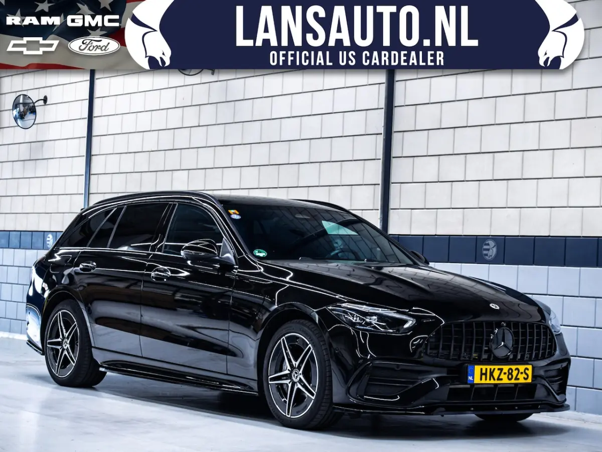 300e | AMG Line | Panodak + Blacked out