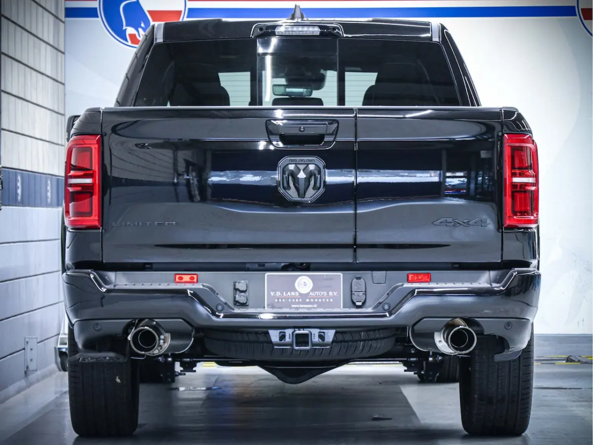 Limited Night Hurricane | BPM-vrij leverbaar | 3.0L High Output 540pk 4x4 Crew Cab | Tailg