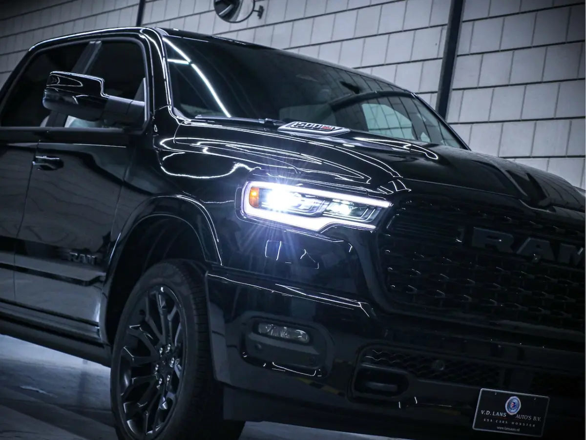 Limited Night Hurricane | BPM-vrij leverbaar | 3.0L High Output 540pk 4x4 Crew Cab | Tailg