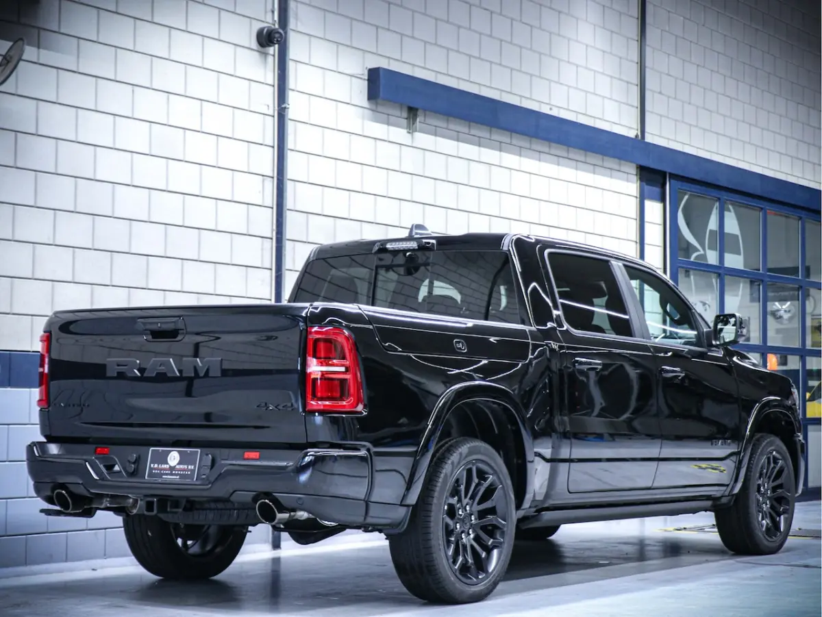 Limited Night Hurricane | 3.0L High Output 540pk 4x4 Crew Cab | BPM-vrij leverbaar