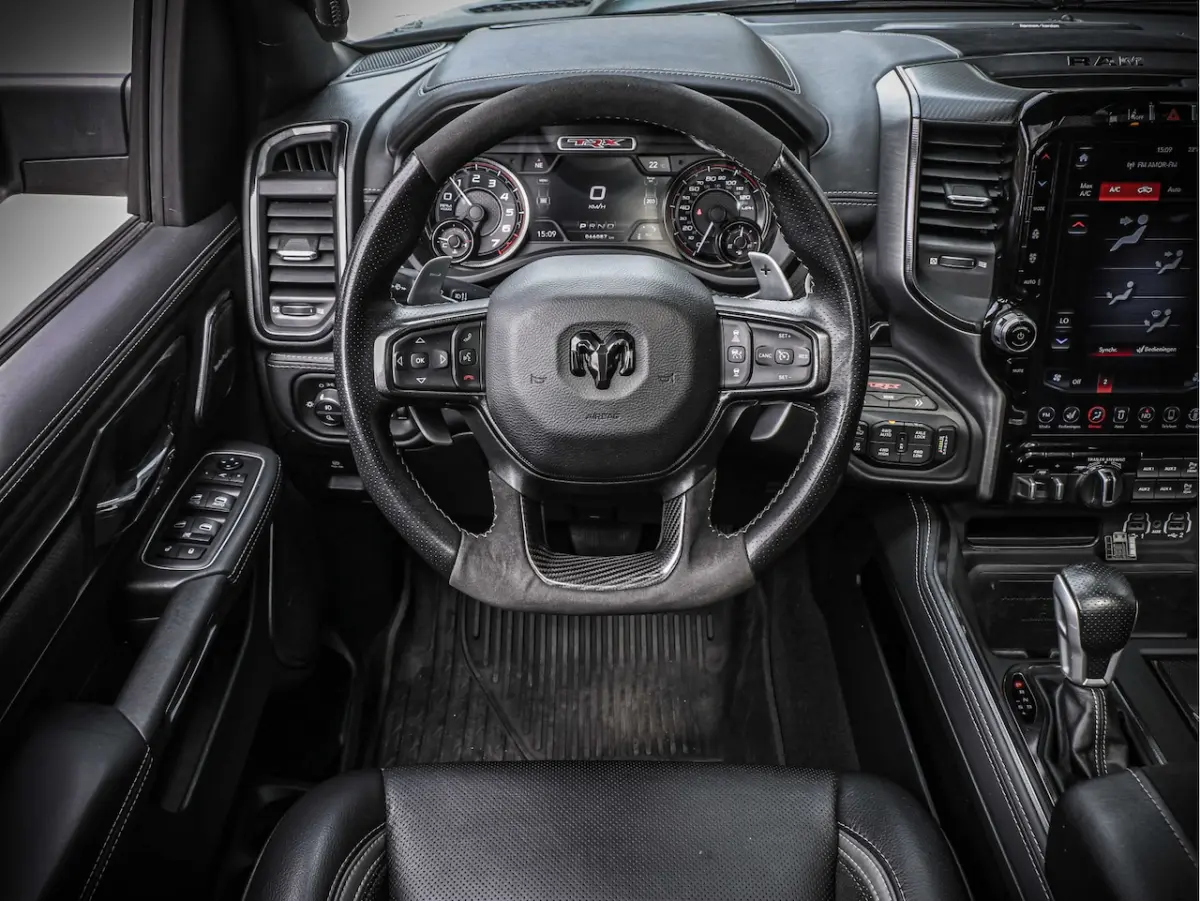 TRX | 6.2L V8 Supercharged | 4x4 Crew Cab | Carbon | Panorama