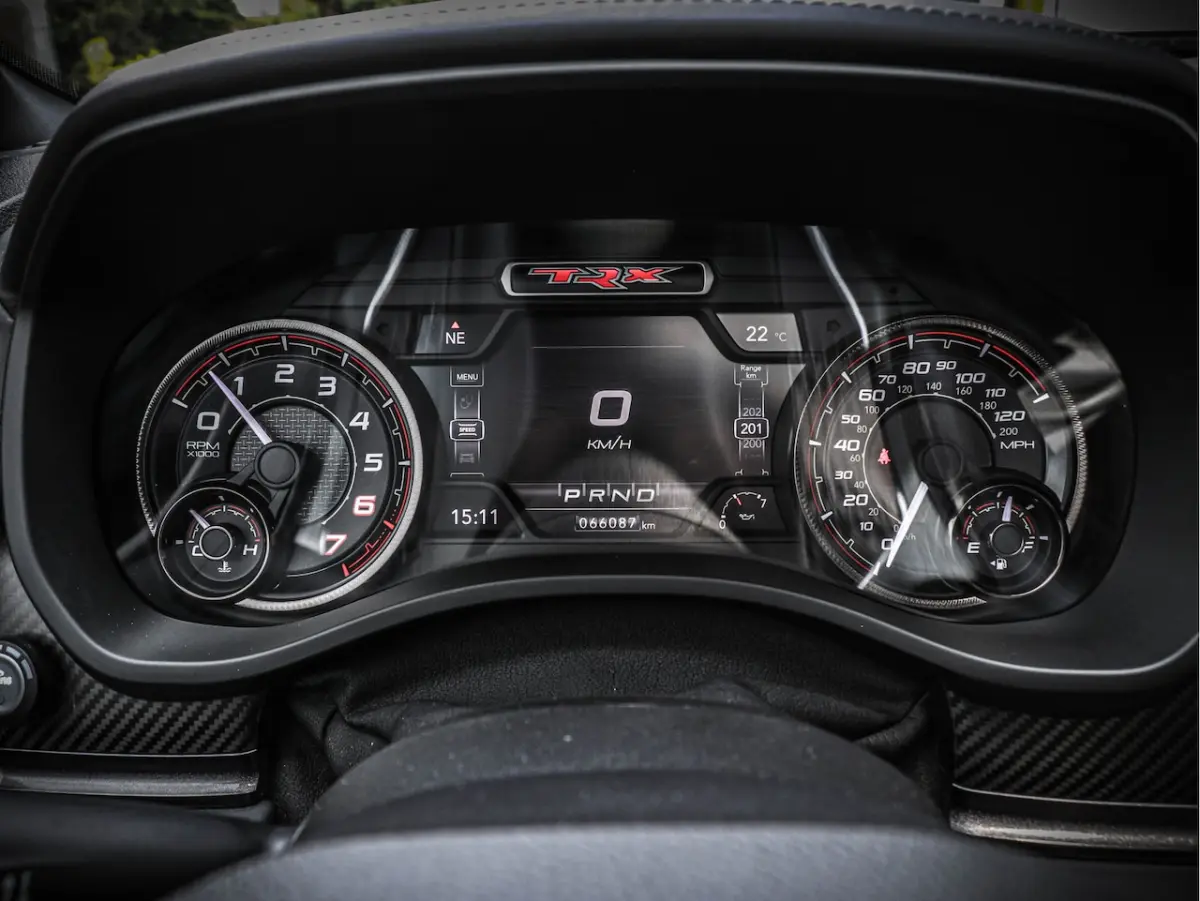 TRX | 6.2L V8 Supercharged | 4x4 Crew Cab | Carbon | Panorama