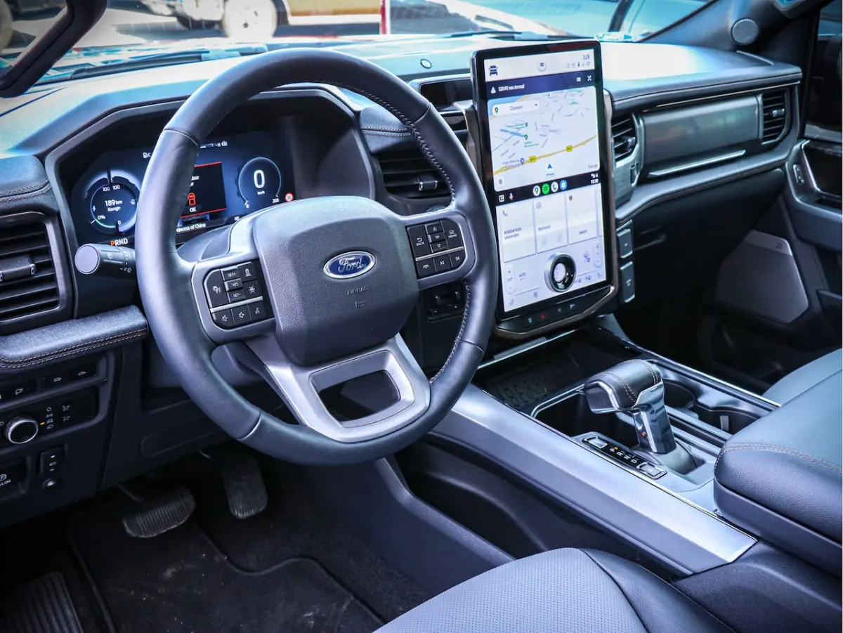 | 514 km. range Extended Range | Canadian Specs