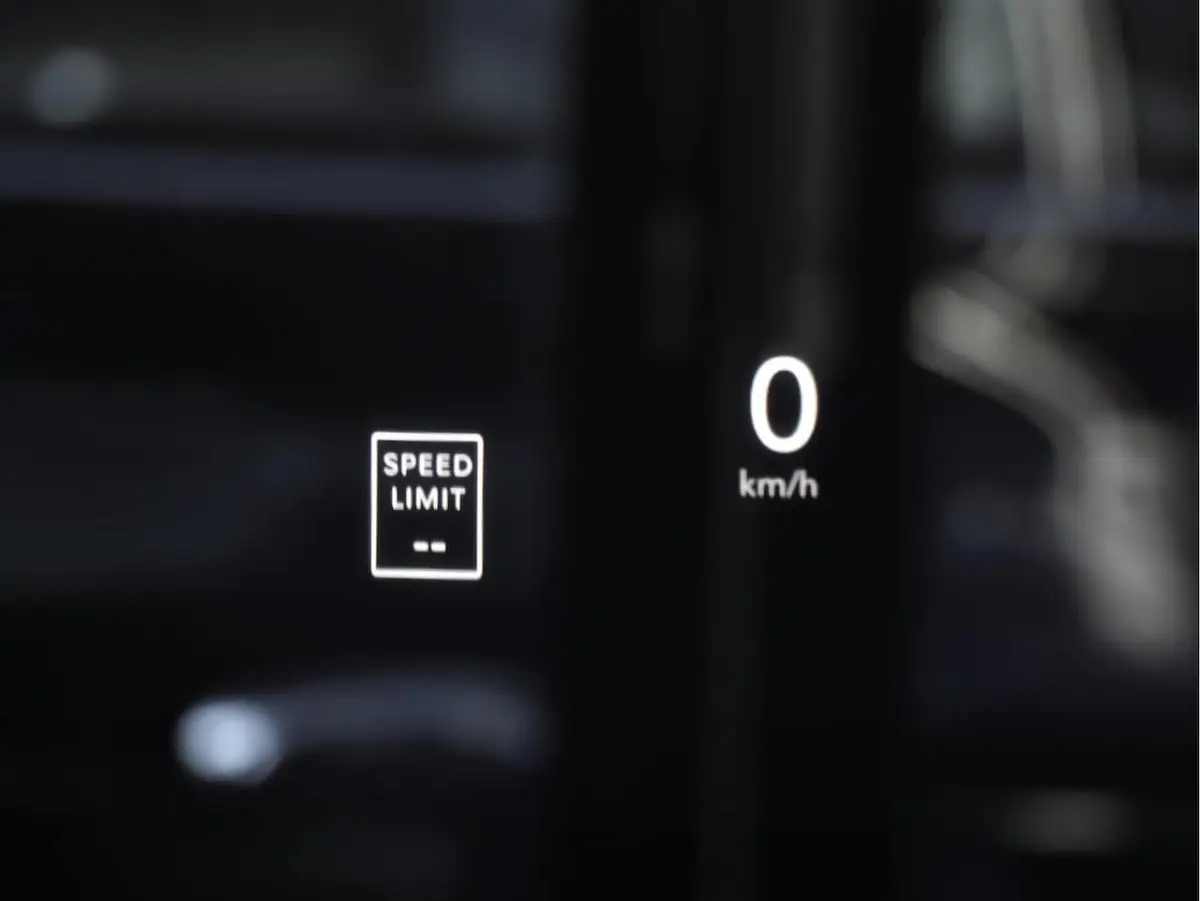 Limited Night Edition | Luchtvering | Head-Up Display