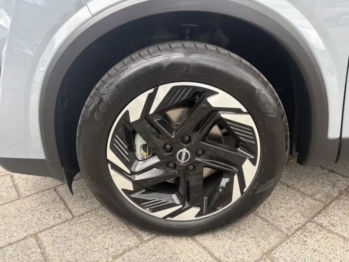 1.3 MHEV Xtronic N-Connecta | Navi | 360 Camera | Trekhaak | 26.962 km Dealeronderhouden
