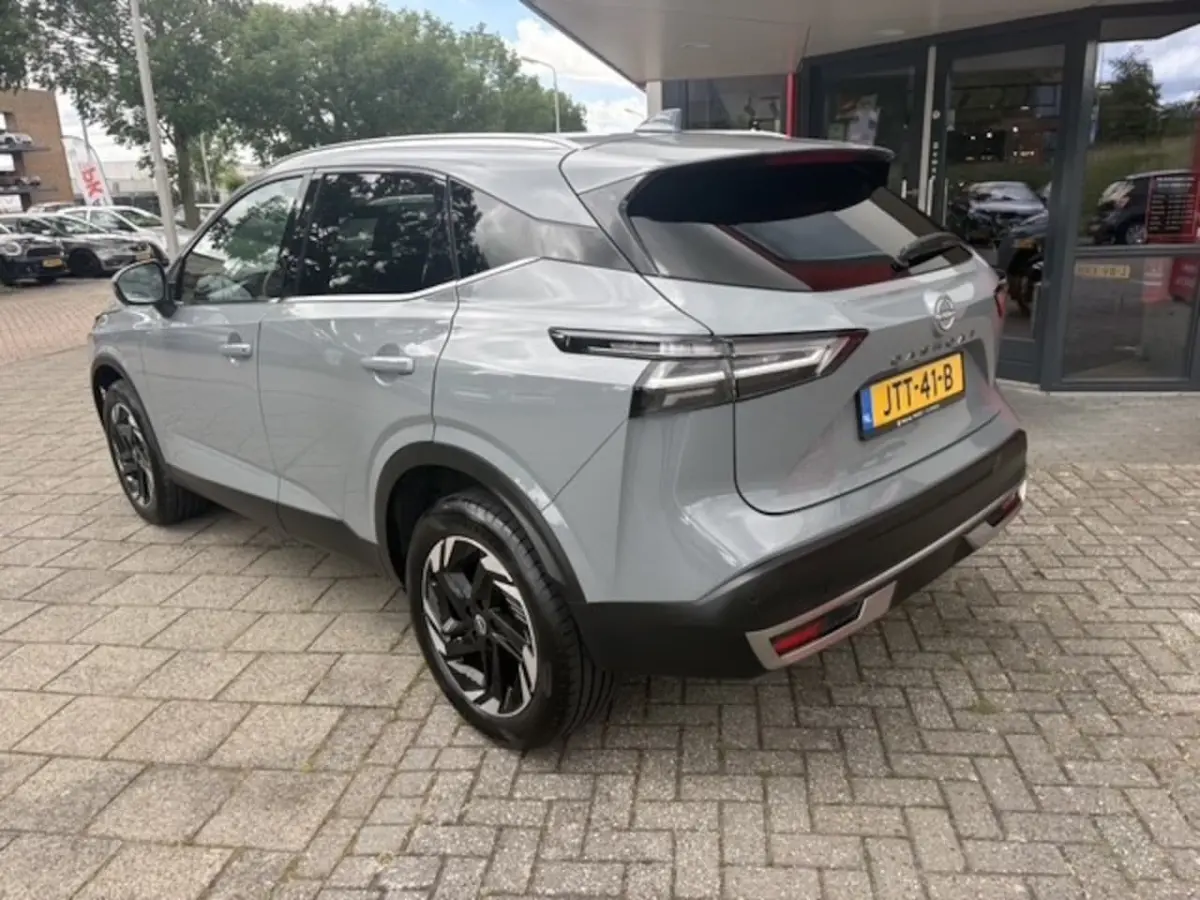 1.3 MHEV Xtronic N-Connecta | Navi | 360 Camera | Trekhaak | 26.962 km Dealeronderhouden