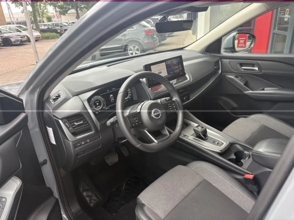 1.3 MHEV Xtronic N-Connecta | Navi | 360 Camera | Trekhaak | 26.962 km Dealeronderhouden