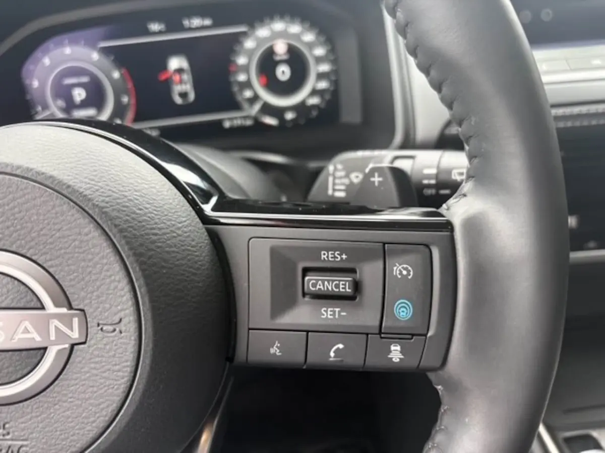 1.3 MHEV Xtronic N-Connecta | Navi | 360 Camera | Trekhaak | 26.962 km Dealeronderhouden