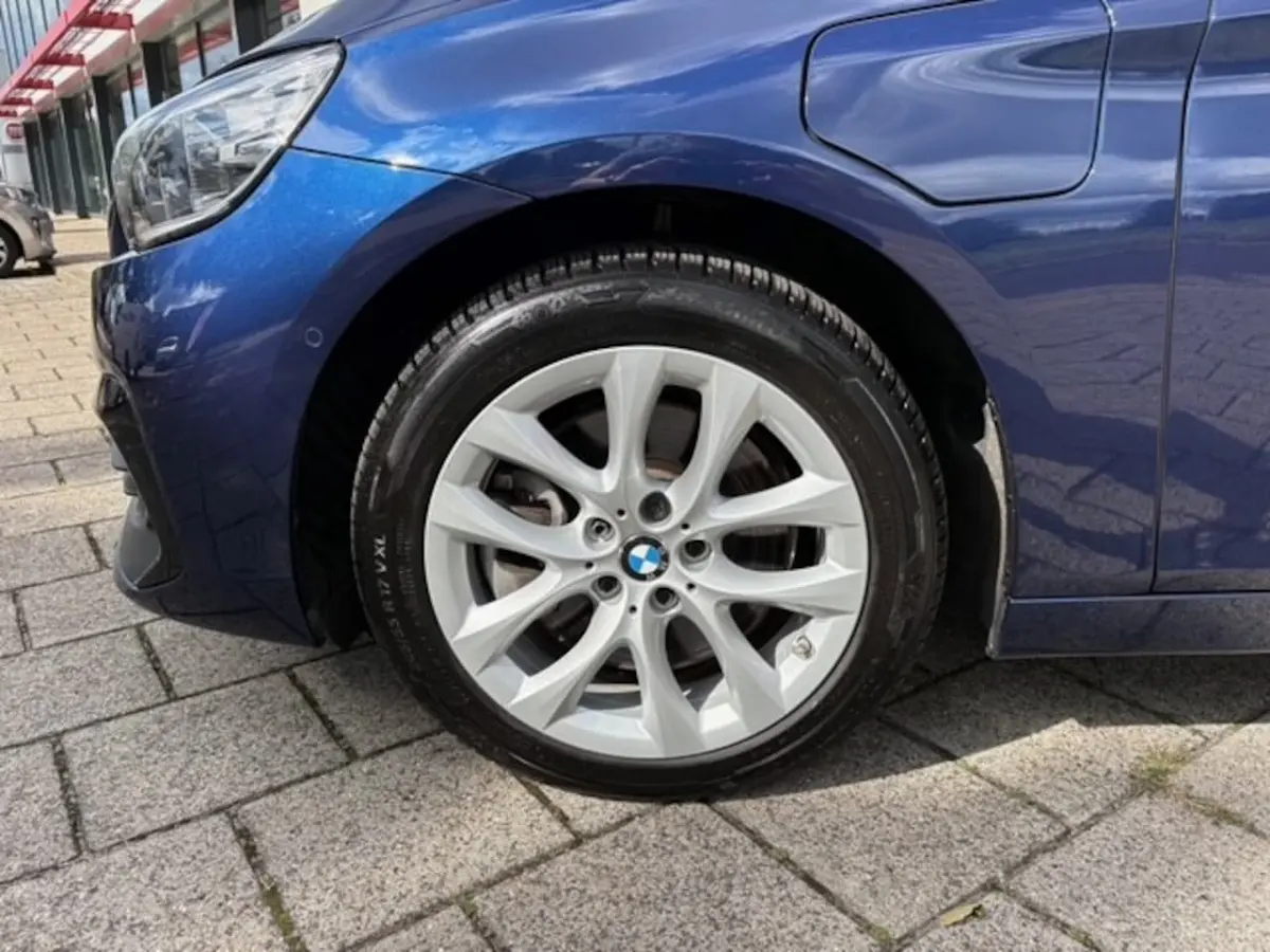 225xe iPerformance | Navi | Cruise | Camera | 77.136 km Dealeronderhouden