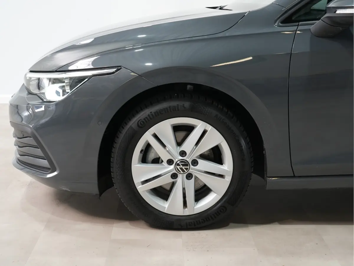 1.5 TSI 130pk Life Business | ErgoActive Massage | Matrix-LED | ACC | App-Connect 316