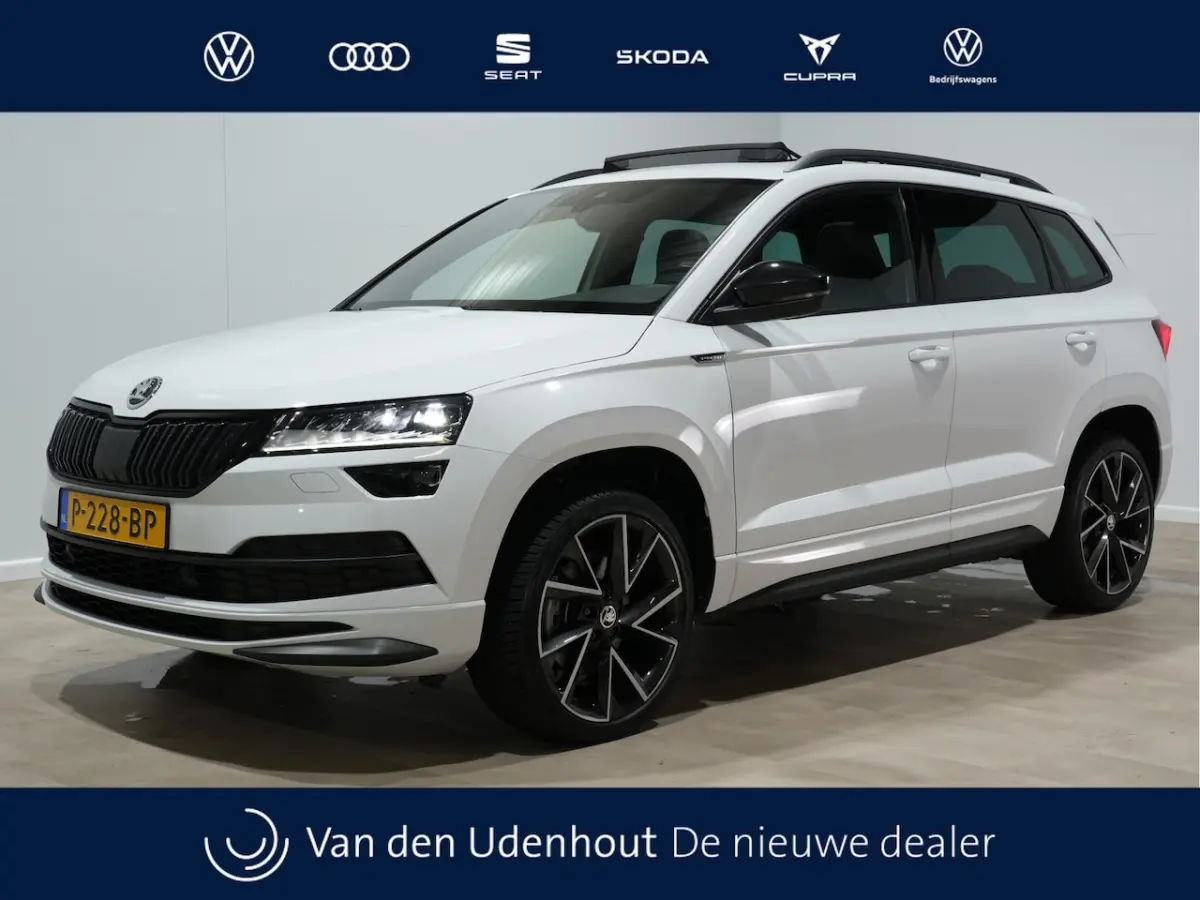 1.5 TSI ACT DSG Sportline Business Panorama | Camera | Stoel/Stuurverw. | Canton 303