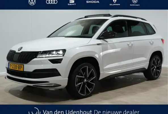 1.5 TSI ACT DSG Sportline Business Panorama | Camera | Stoel/Stuurverw. | Canton 303