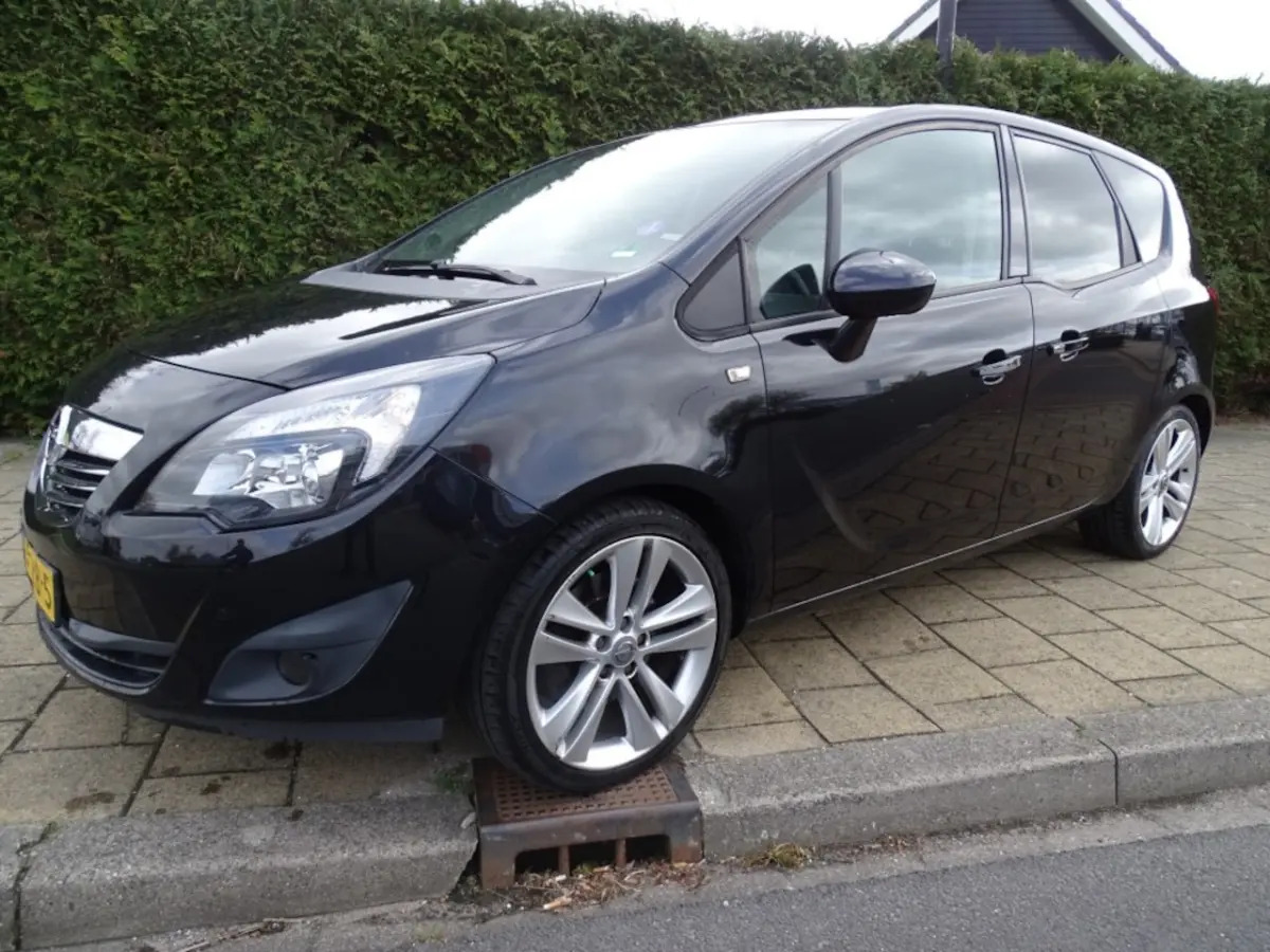1.4 Turbo Cosmo-Navi-Trekhaak-