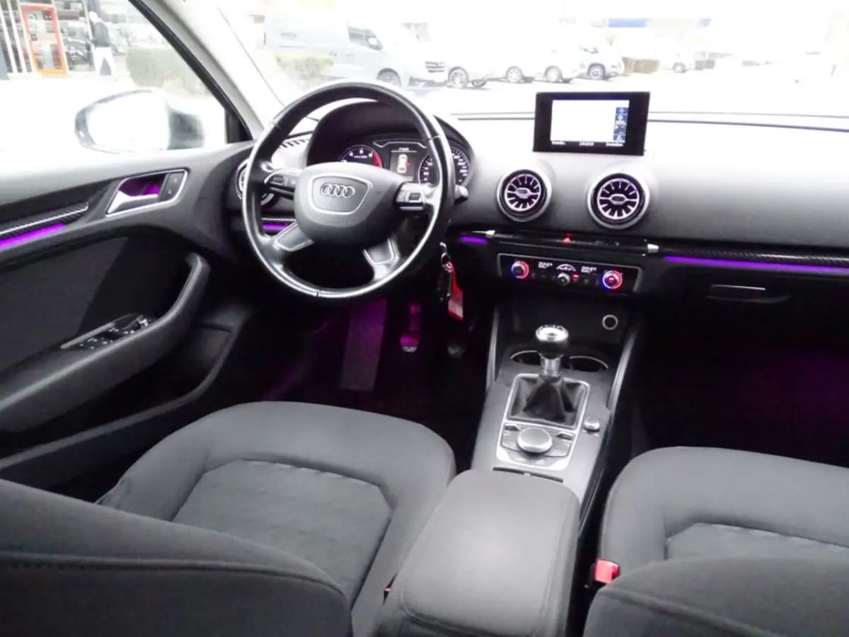 1.2 TFSI ADRENALIN - 110 Pk-Navi-Cruise-LED-Blth-Media-PDC-Came