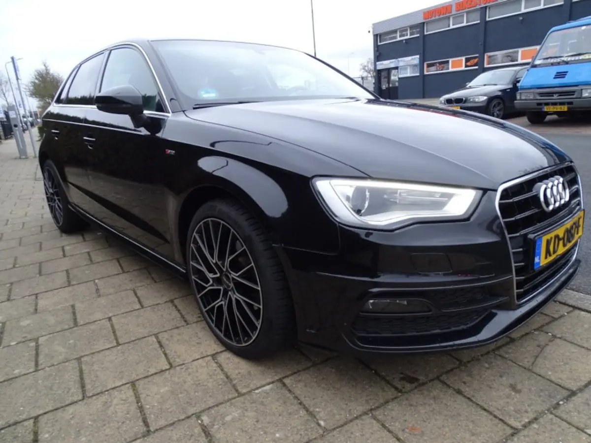 1.2 TFSI ADRENALIN - 110 Pk-Navi-Cruise-LED-Blth-Media-PDC-Came