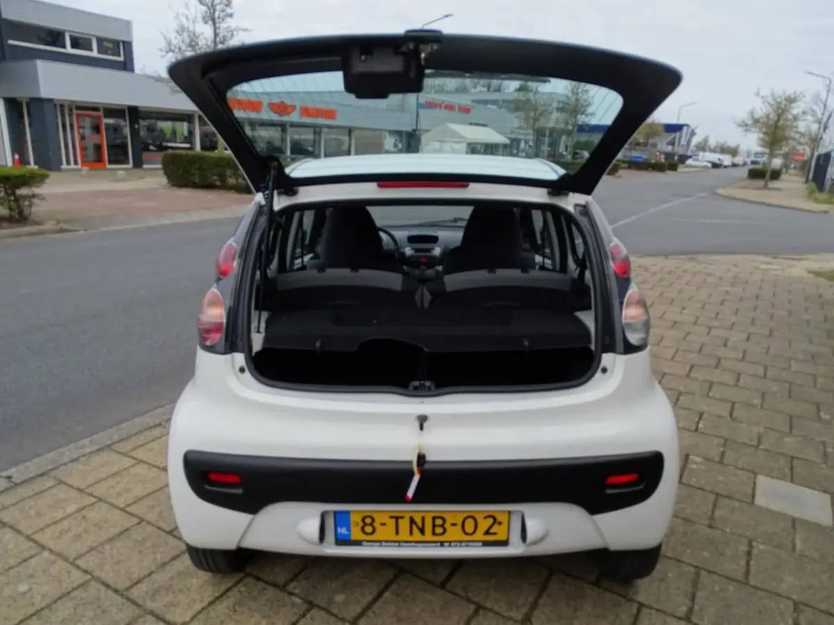 1.0 ATTRACTION -Airco-85250 Km