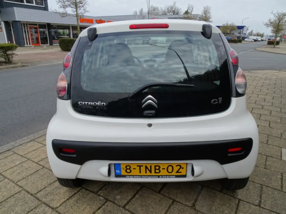 1.0 ATTRACTION -Airco-85250 Km