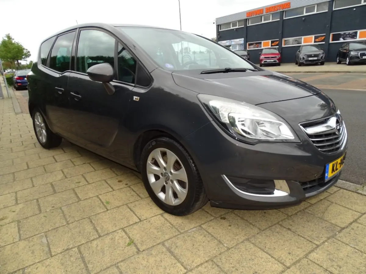 1.4 Turbo 140 pk COSMO-Navi-Blth-Cruise-Camera-Trekhaak