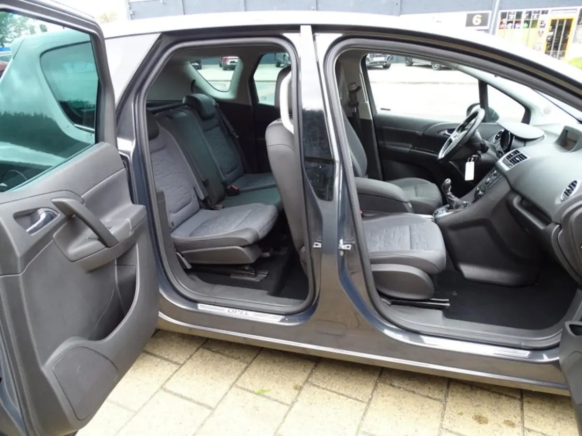 1.4 Turbo 140 pk COSMO-Navi-Blth-Cruise-Camera-Trekhaak