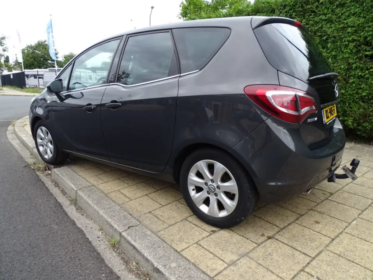 1.4 Turbo 140 pk COSMO-Navi-Blth-Cruise-Camera-Trekhaak
