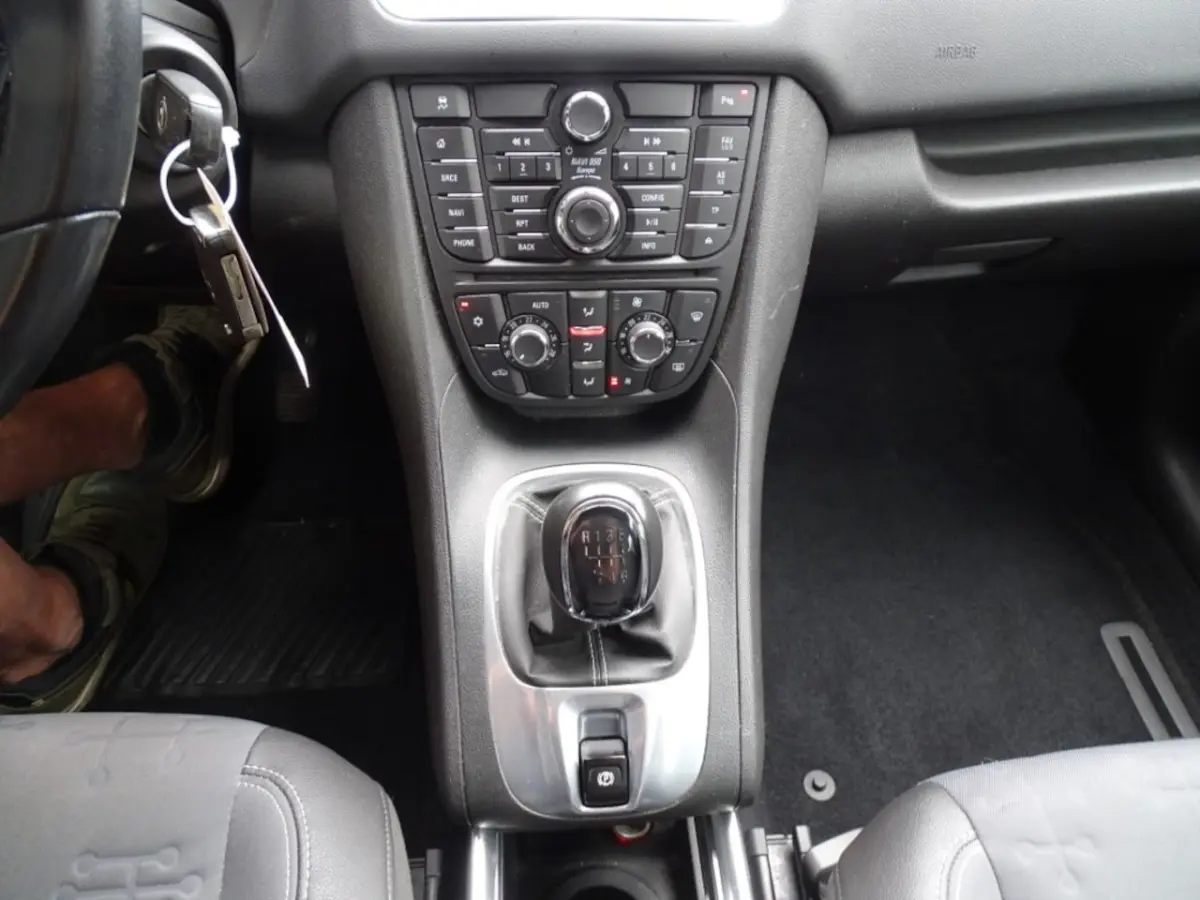 1.4 Turbo 140 pk COSMO-Navi-Blth-Cruise-Camera-Trekhaak