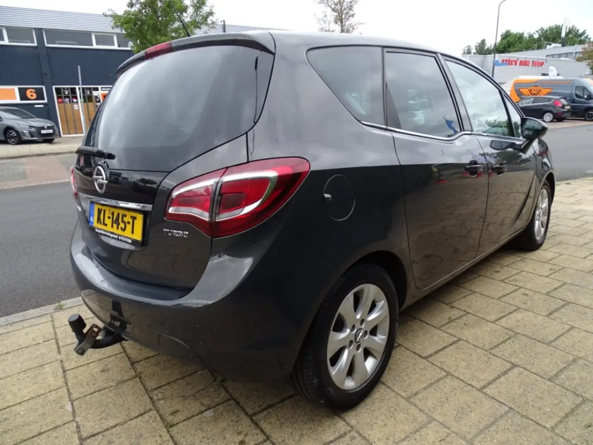 1.4 Turbo 140 pk COSMO-Navi-Blth-Cruise-Camera-Trekhaak