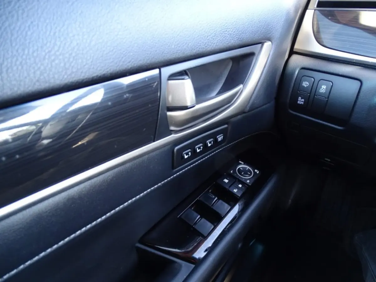 300H LUXURY LINE-onderhoudshistorie compleet- Hybride- Leer-Clima-Cruise-Media-Blth-Usb
