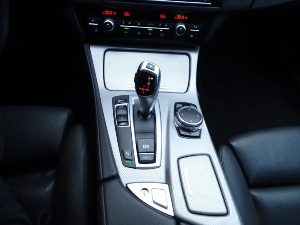 520I 184 PK M-SPORT HE-Automaat-Trkh-Full option