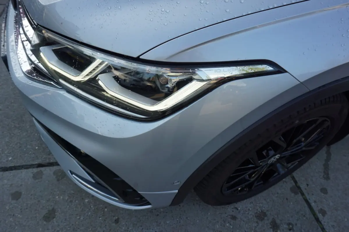 1.5 TSI 150pk DSG R-Line Business+ El.wegklapbare trekhaak Camrea