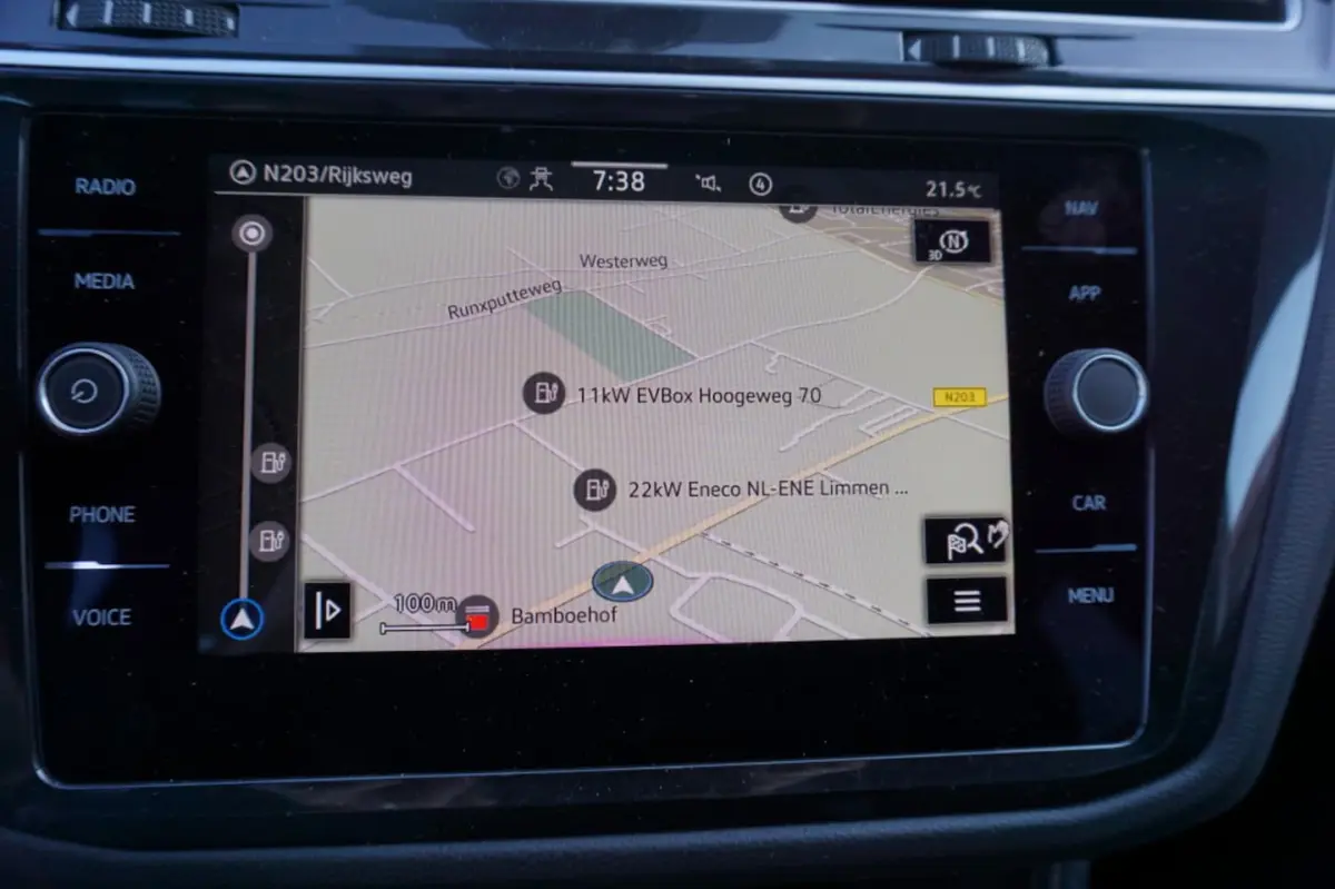 1.5 TSI 150pk DSG R-Line Business+ El.wegklapbare trekhaak Camrea