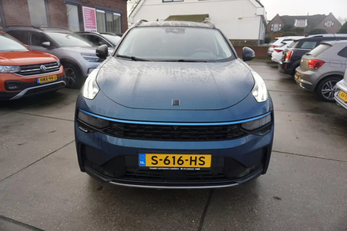 1.5TD 261pk PHEV 7DCTH 360 camera Panoramadak