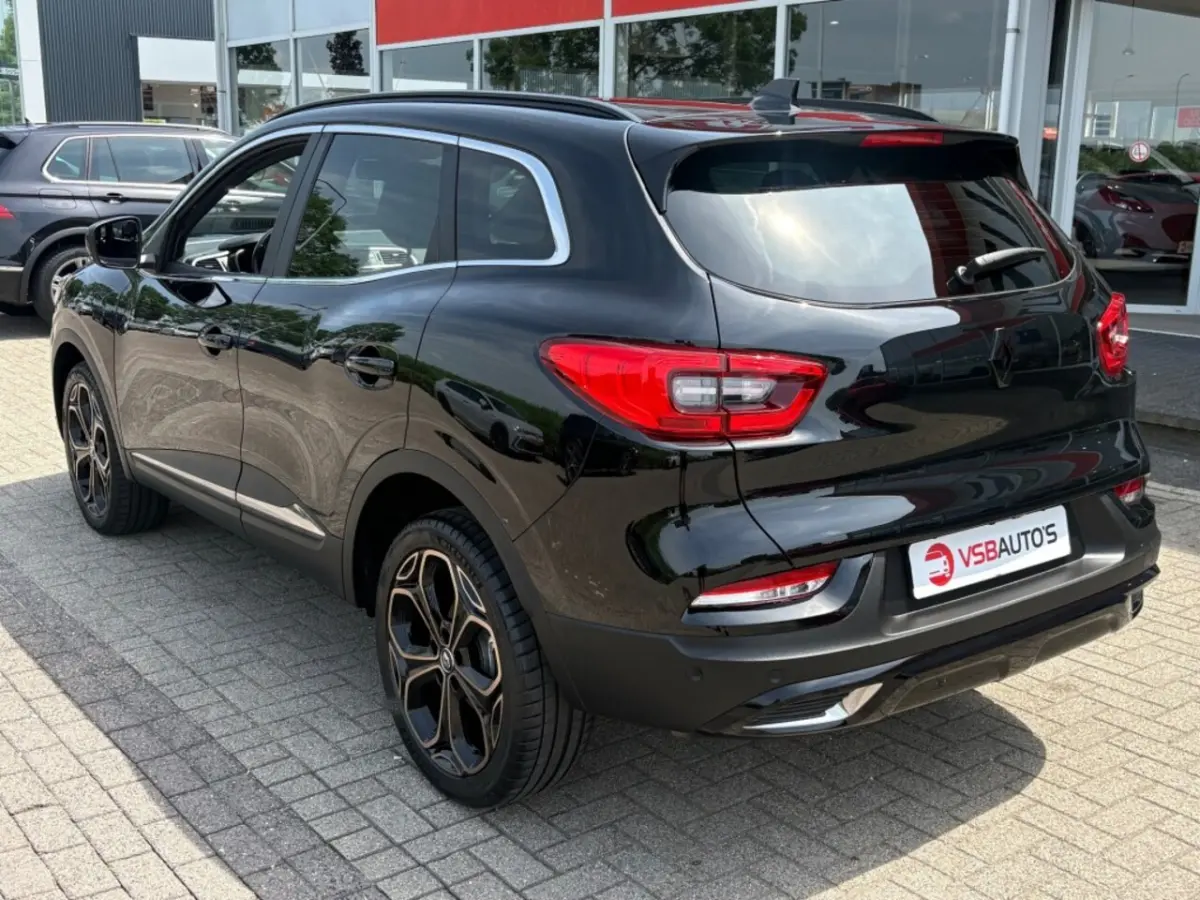 1.3 TCE AUT. BLACK EDITION 140PK HALF-LEER NAVIGATIE CAMERA AIRCO LMV PDC