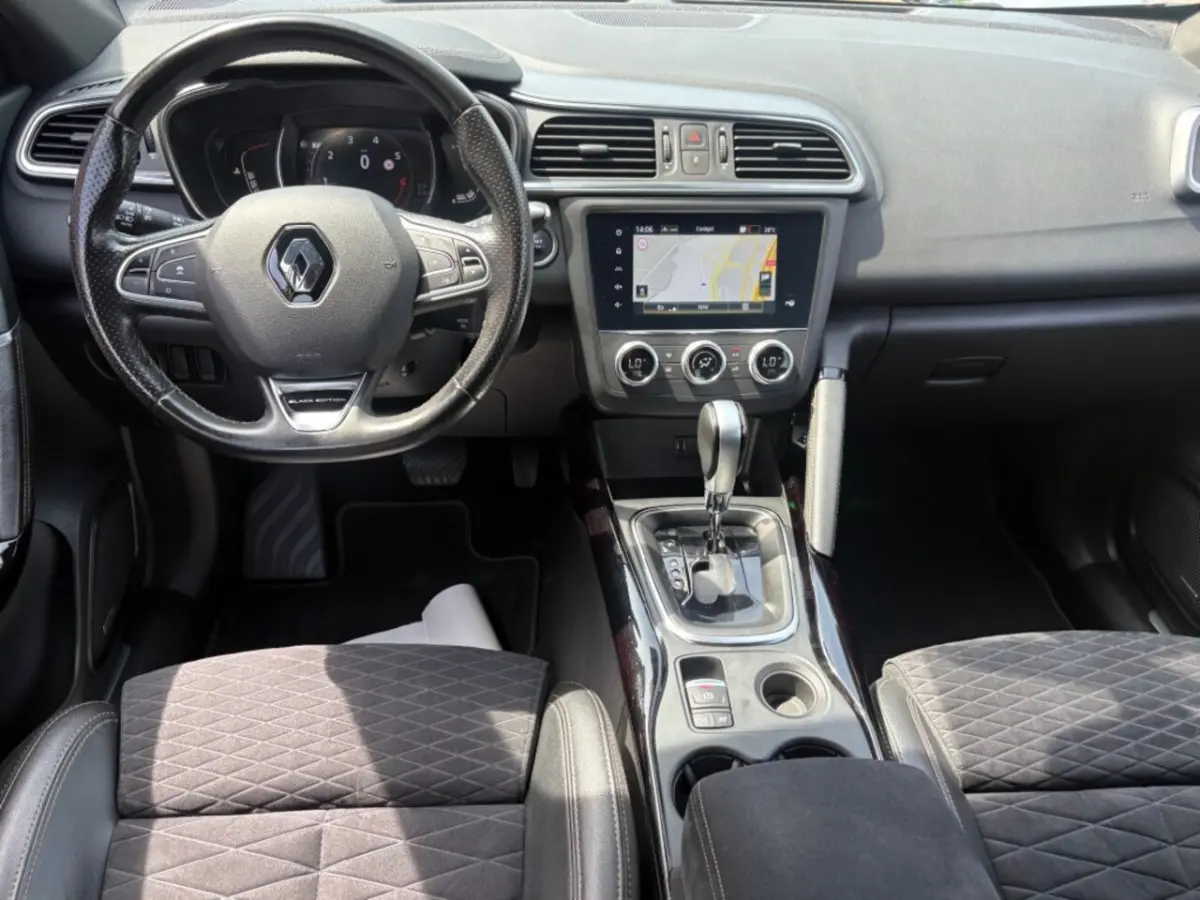 1.3 TCE AUT. BLACK EDITION 140PK HALF-LEER NAVIGATIE CAMERA AIRCO LMV PDC