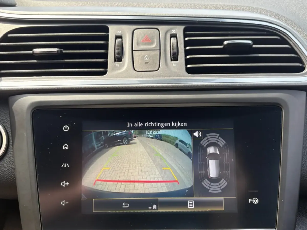 1.3 TCE AUT. BLACK EDITION 140PK HALF-LEER NAVIGATIE CAMERA AIRCO LMV PDC